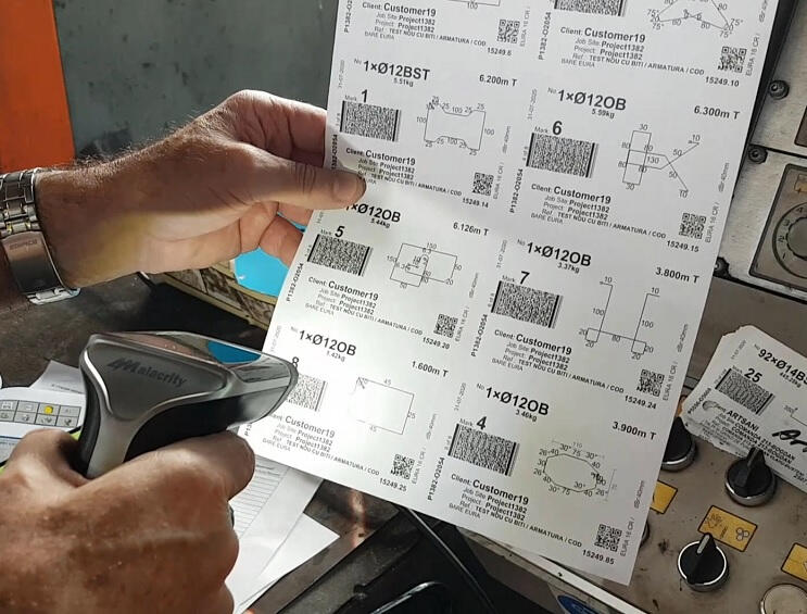 Machine barcode scanning